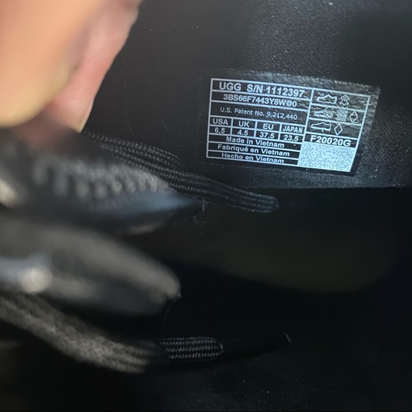 UGG | Sheena Lace Up Combat Boots In Black NEW - Picture 10 of 14